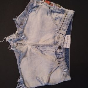 Embroidered denim shorts